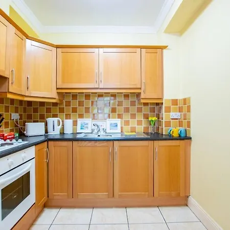 Holiday home 31 - Stunning Duplex By Shortstays *