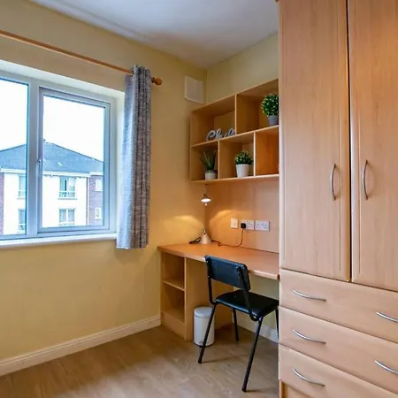 31 - Stunning Duplex By Shortstays Holiday home