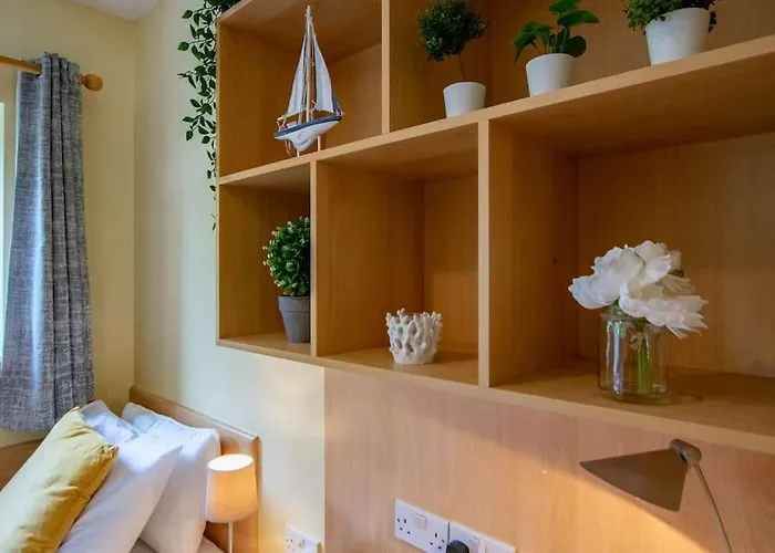 31 - Stunning Duplex By Shortstays