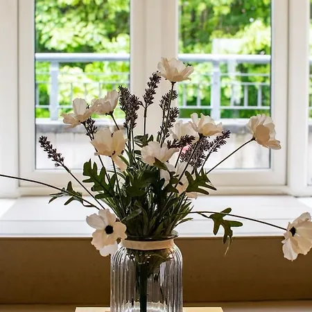 31 - Stunning Duplex By Shortstays בית נופש גלוואיי